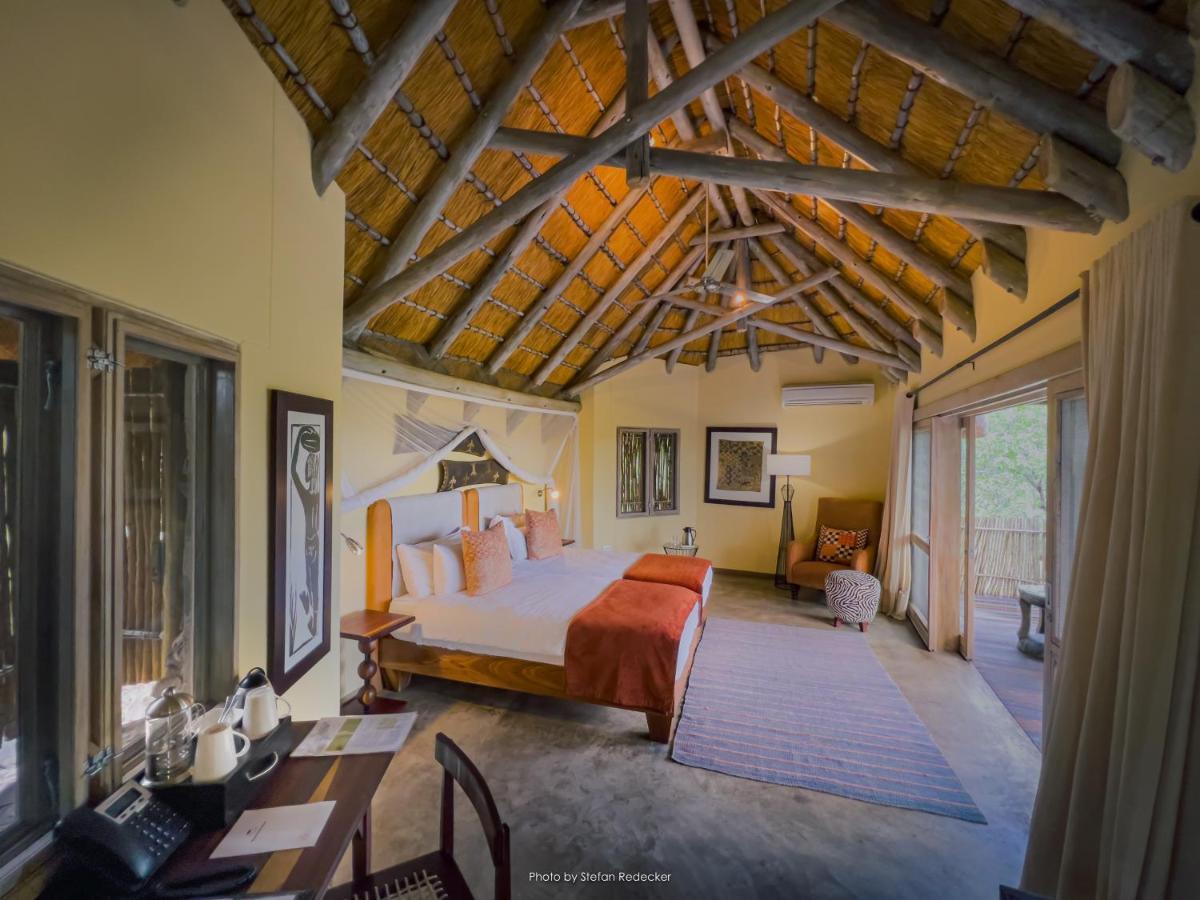 Ongava Lodge Okaukuejo Exterior photo